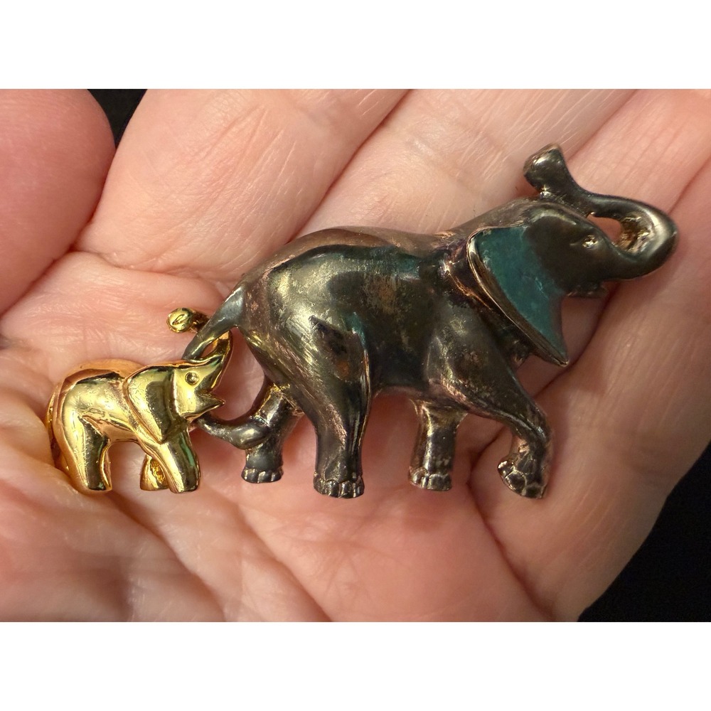 Vintage Two Tone Elephant Family Brooch Mother 2 Baby Dangle Figural Pin Safari